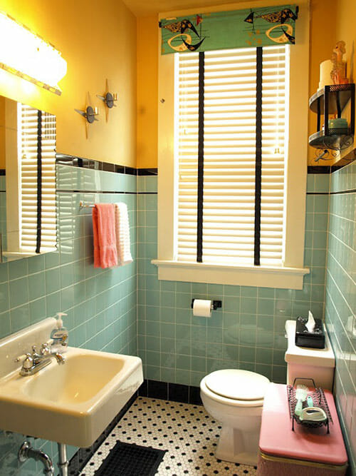 1623228215363368.jpg vintage-midcentury-bathroom.jpg