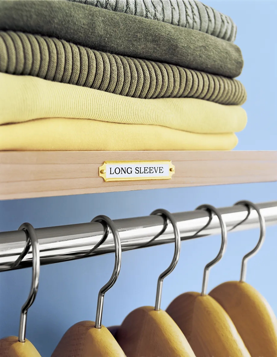 1623931165921429.jpg 19-bedroom-storage.0.webp.jpg