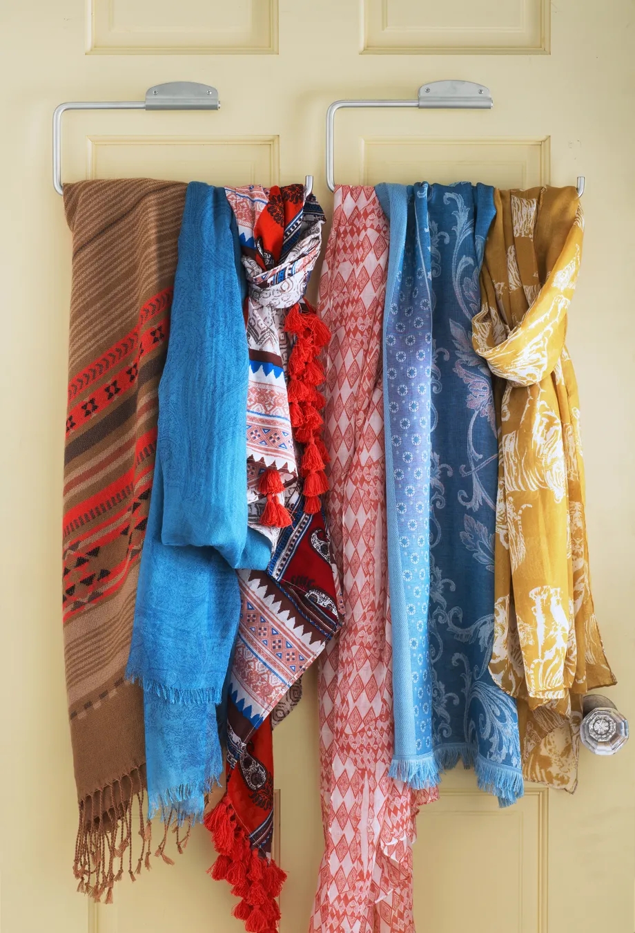 1623931307966500.jpg 23-bedroom-storage.0.webp.jpg